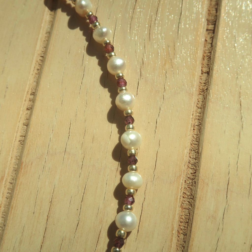 Gold Garnet Pearl - Gemstone Necklace